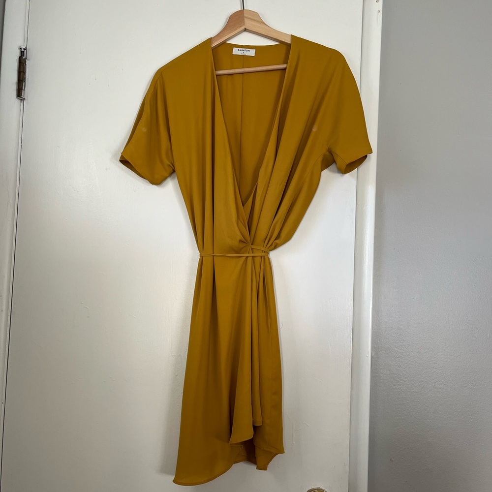 Aritzia Babaton Wrap Dress Size small